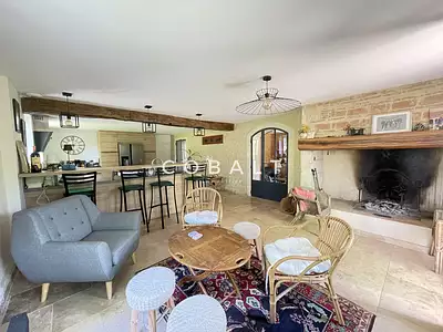Maison, 235 m²