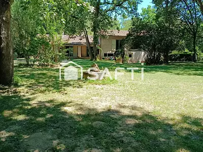 Maison, 214 m²