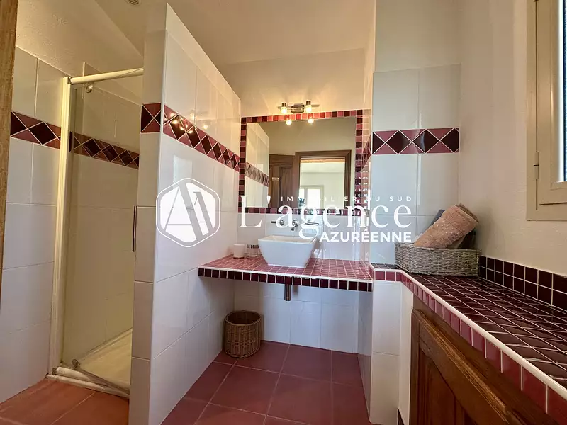 Maison, 170 m²