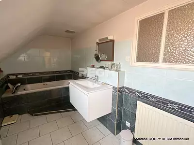 Maison, 160 m²