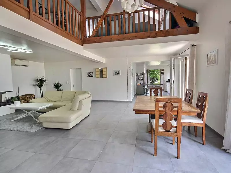 Maison, 191,89 m²