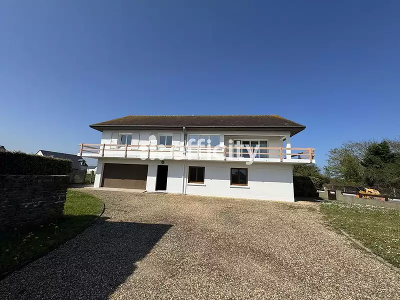 Maison, 230 m²