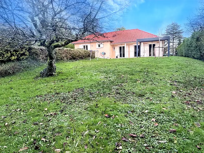 Maison, 180 m²