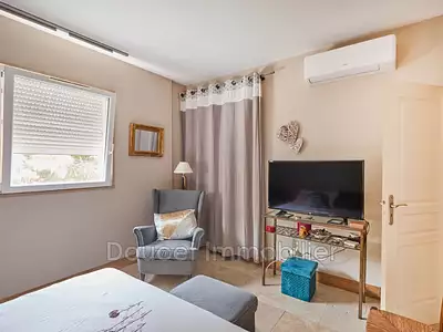 Maison, 210 m²