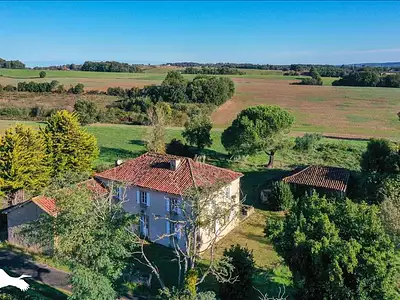 Maison, 250 m²