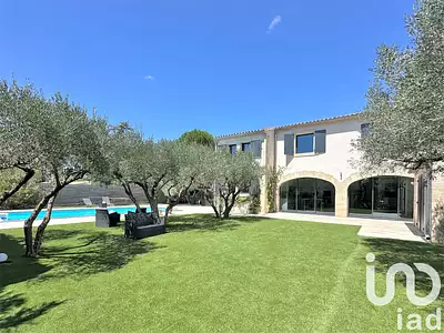 Maison, 280 m²