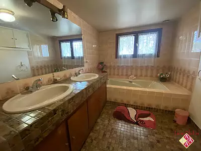 Maison, 169 m²