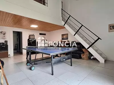 Maison, 252 m²