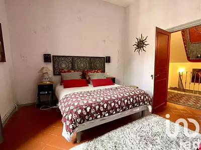 Maison, 240 m²