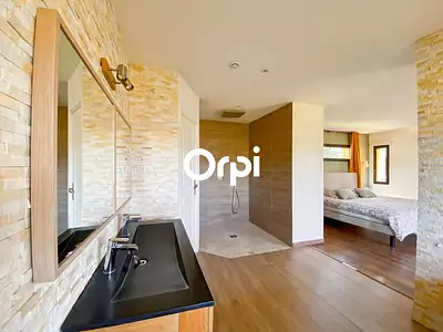 Maison, 203 m²