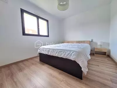 Maison, 176 m²