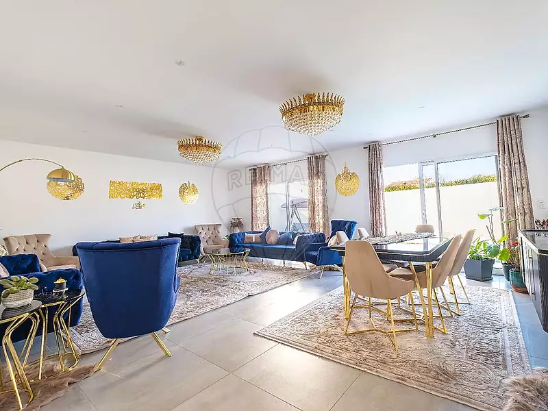 Maison, 157 m²