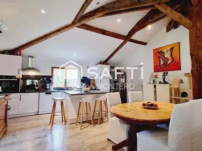 Maison, 204 m²