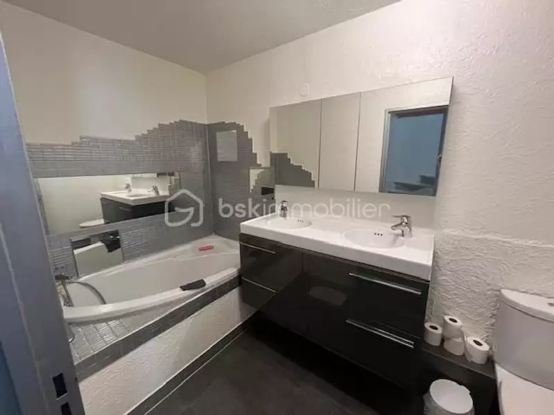 Maison, 130 m²