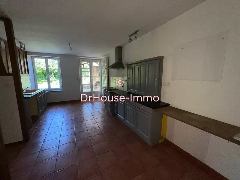 Maison, 148 m²