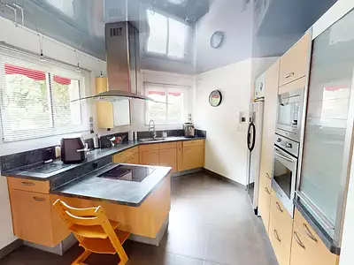Maison, 222 m²