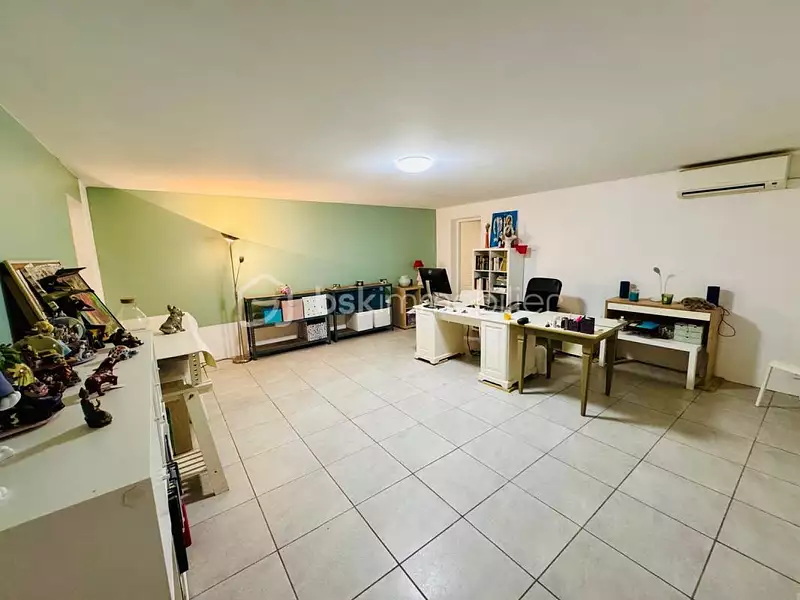 Maison, 191 m²