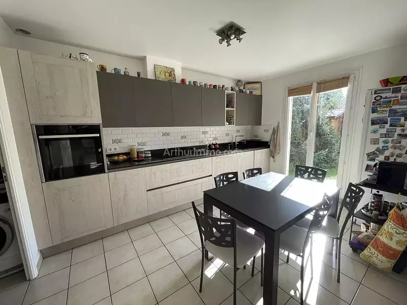 Maison, 177 m²