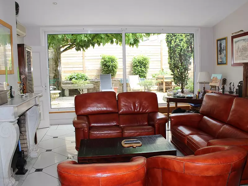 Maison, 215 m²
