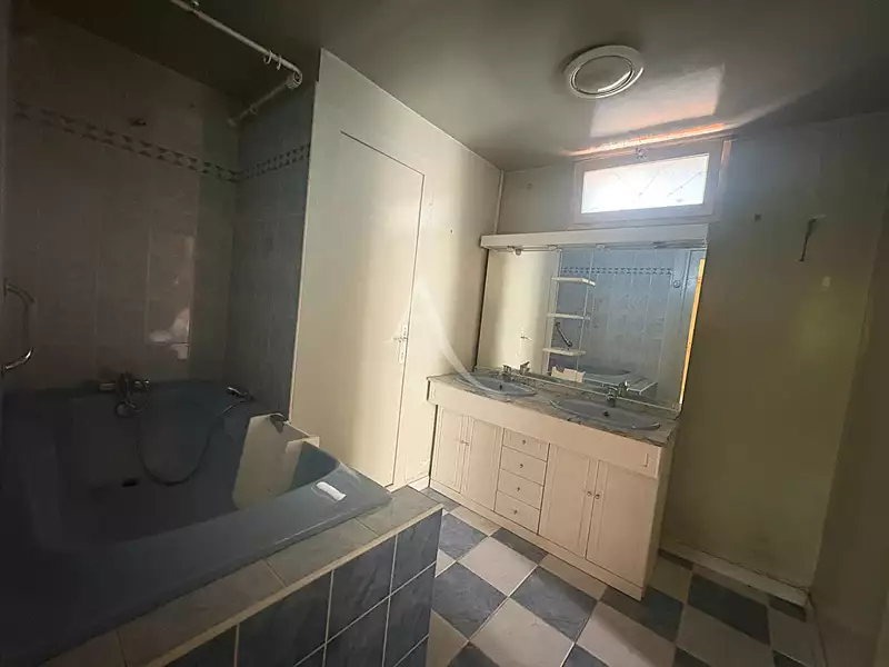 Maison, 135,89 m²