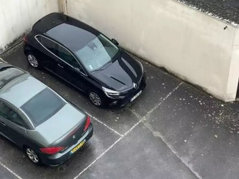 Parking, 15 m²