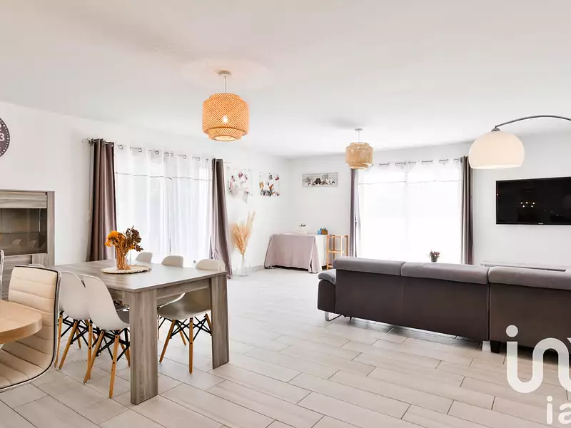 Maison, 105 m²
