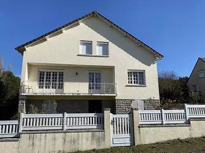 Maison, 240 m²