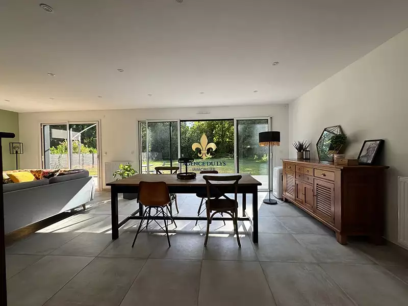 Maison, 140 m²