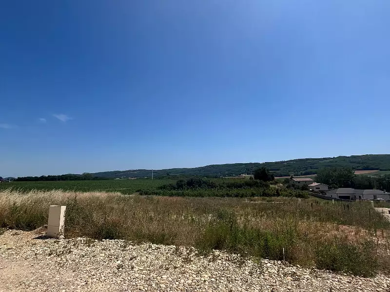 Terrain, 656 m²