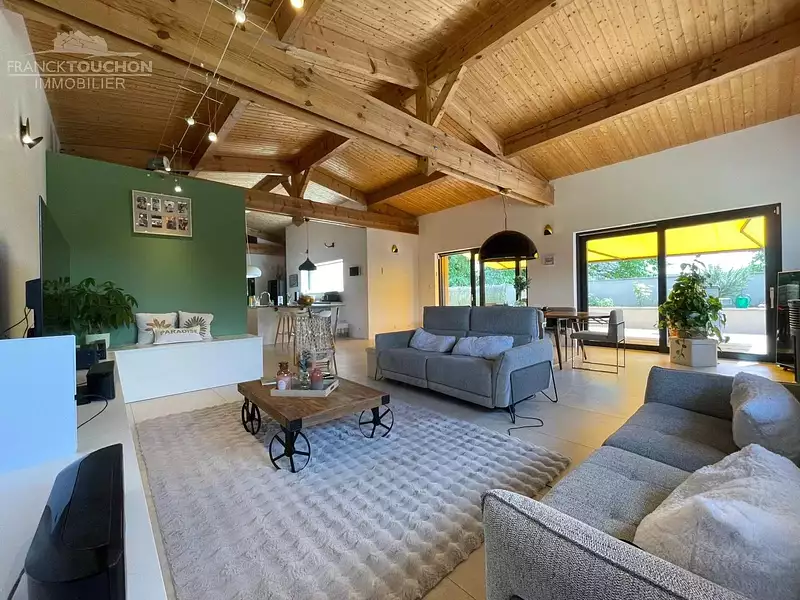 Maison, 198 m²