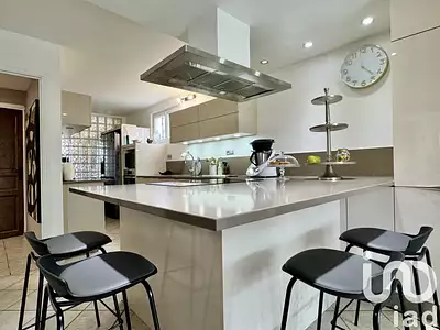 Maison, 227 m²