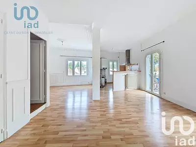 Maison, 240 m²