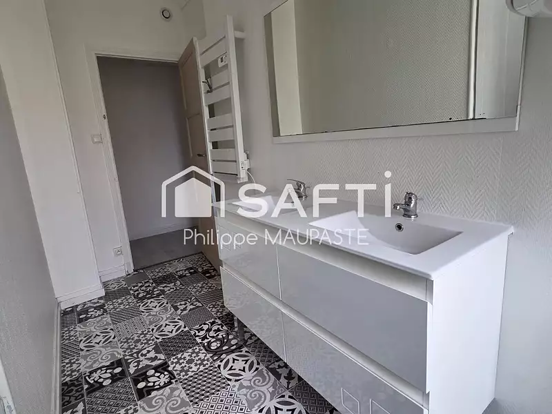 Immeuble, 620 m²