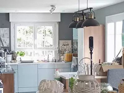 Maison, 190 m²