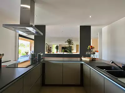 Maison, 250 m²