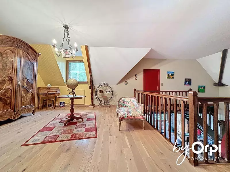 Maison, 319 m²