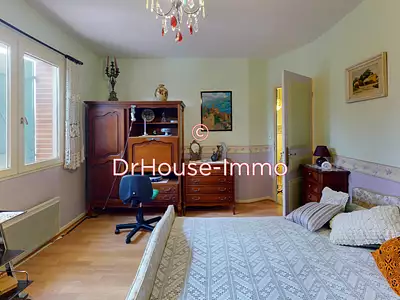 Maison, 182 m²