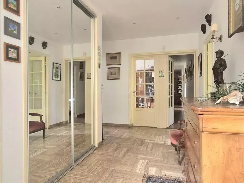 Maison, 182 m²