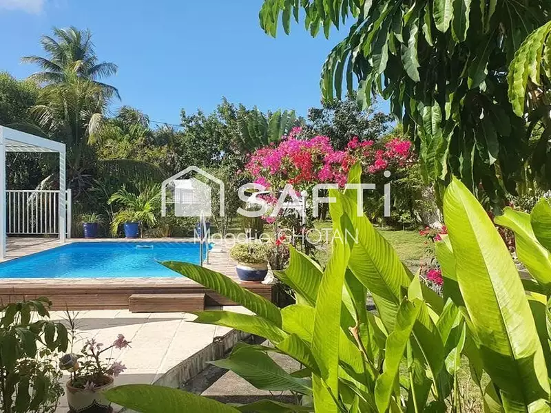 Maison, 130 m²