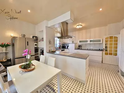 Maison, 238 m²