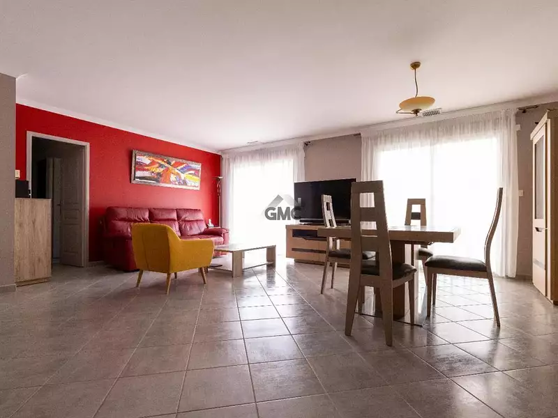 Maison, 92 m²