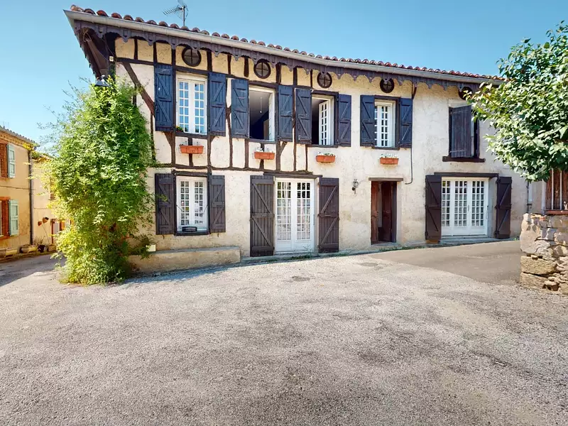 Maison, 180 m²