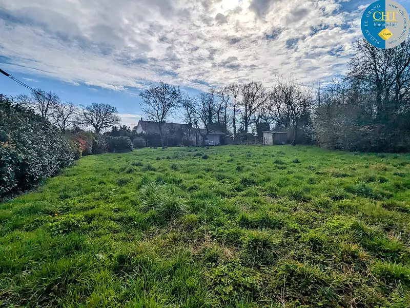 Terrain, 2 135 m²
