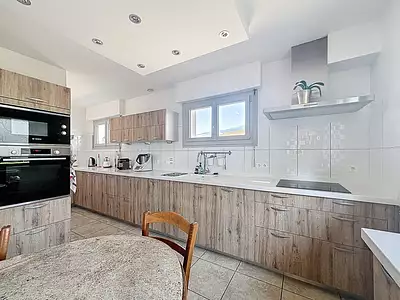 Maison, 211 m²