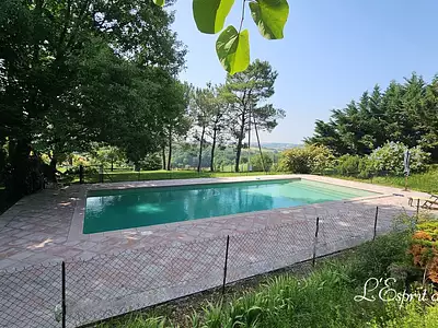 Maison, 301 m²