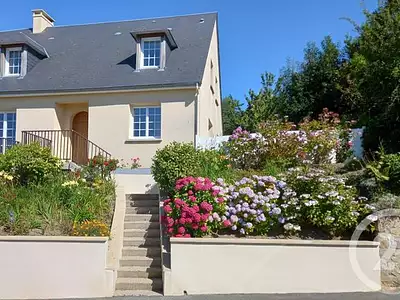 Maison, 122,7 m²