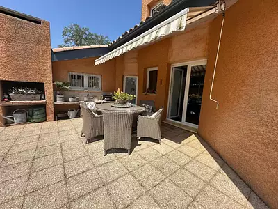 Maison, 146 m²