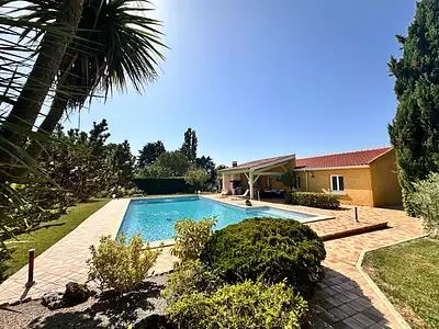 Maison, 180 m²