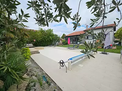 Maison, 213 m²