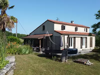 Maison, 210 m²